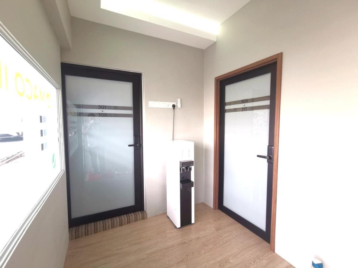 Maco Inn Century @جوهر بهرو المظهر الخارجي الصورة